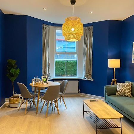 Aaron Wise - 17 Fitzhamon Apartments カーディフ エクステリア 写真
