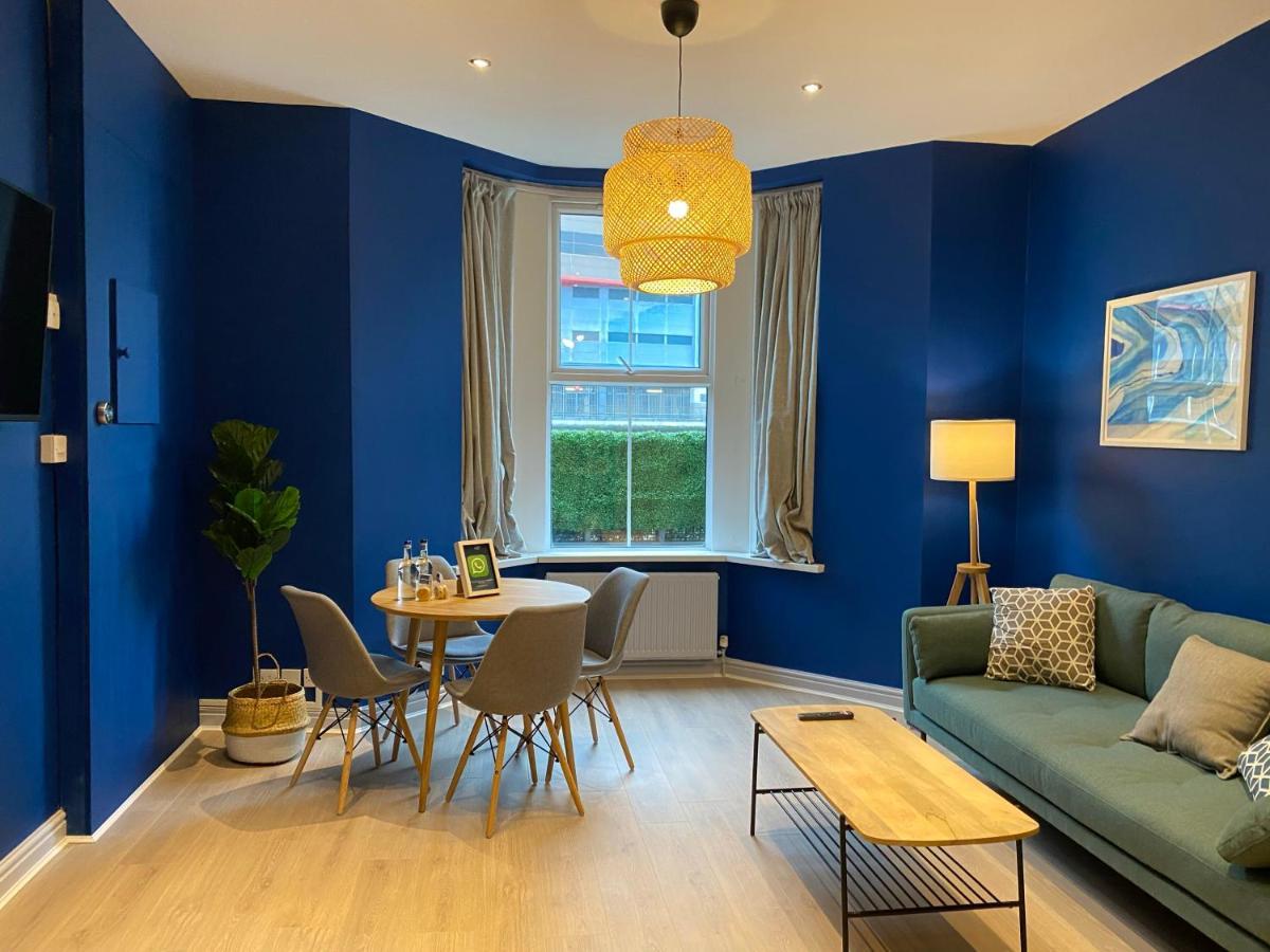 Aaron Wise - 17 Fitzhamon Apartments カーディフ エクステリア 写真