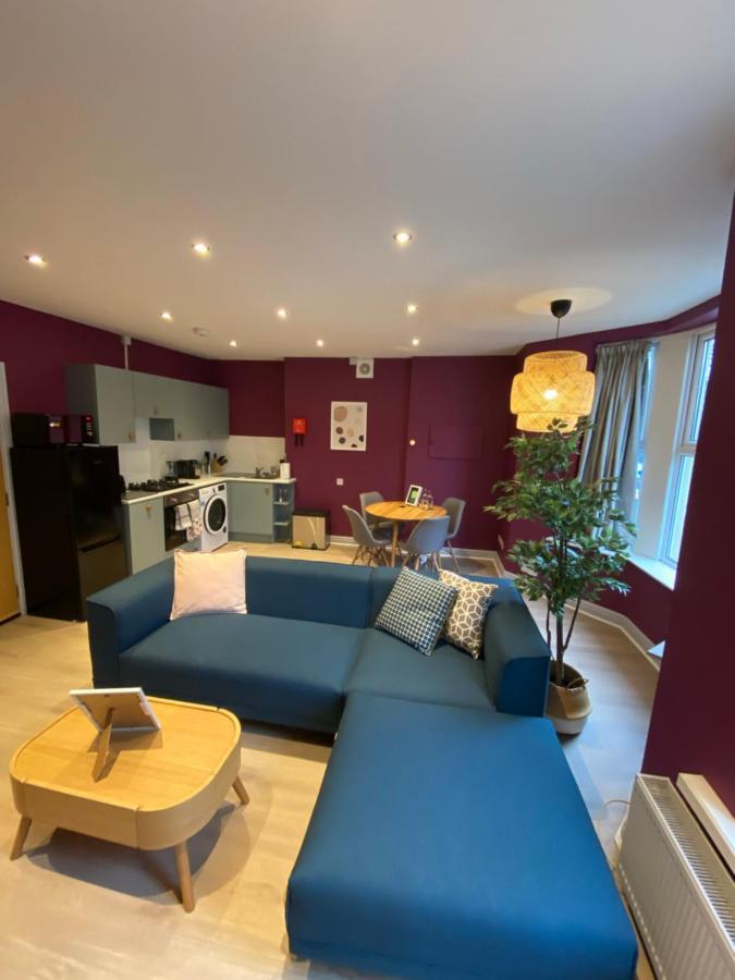 Aaron Wise - 17 Fitzhamon Apartments カーディフ エクステリア 写真