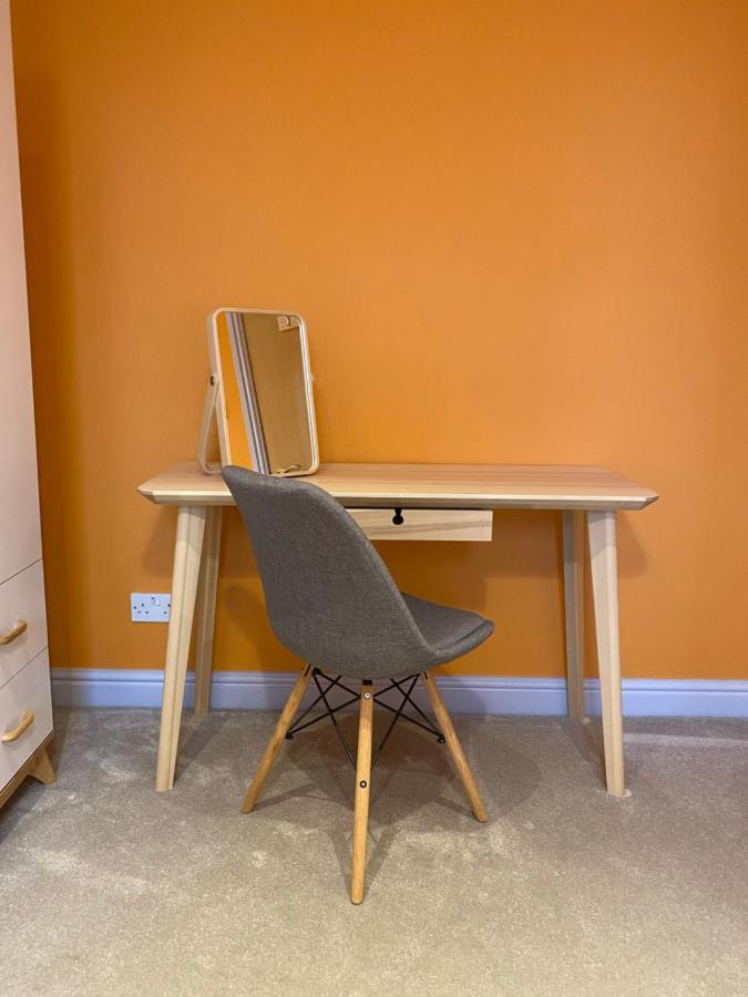 Aaron Wise - 17 Fitzhamon Apartments カーディフ エクステリア 写真